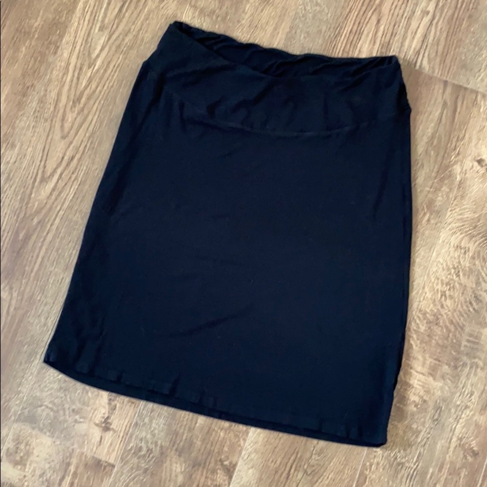 Black jersey type skirt